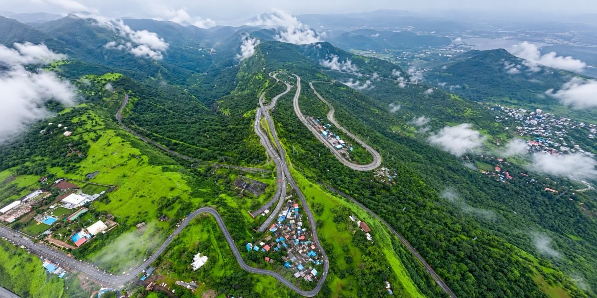 Is October a Good Time for a Coorg Road Trip? Routes Roads and Stops